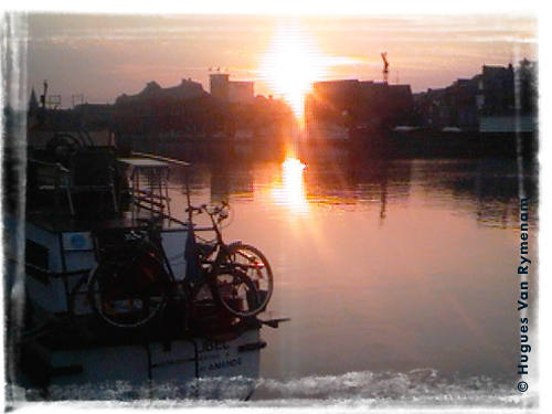 Coucher de soleil le long des quais de Namur